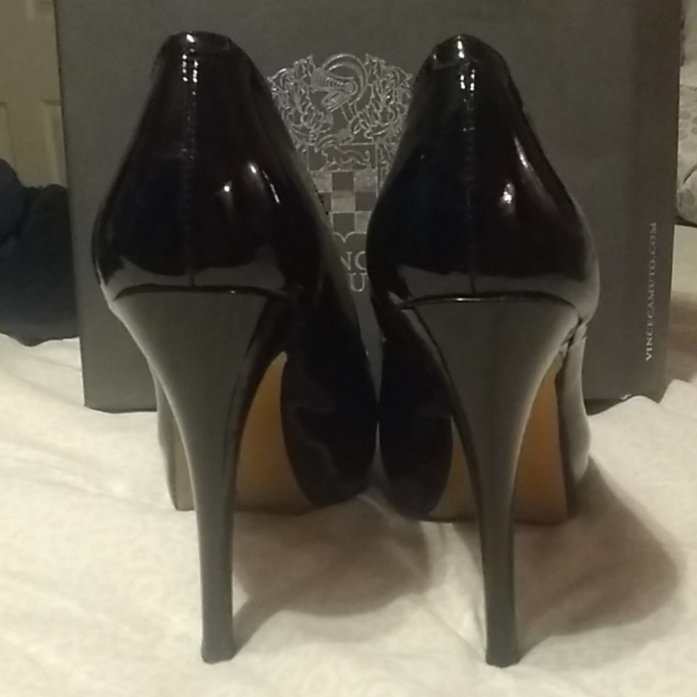 Heels - Picture 3 of 8